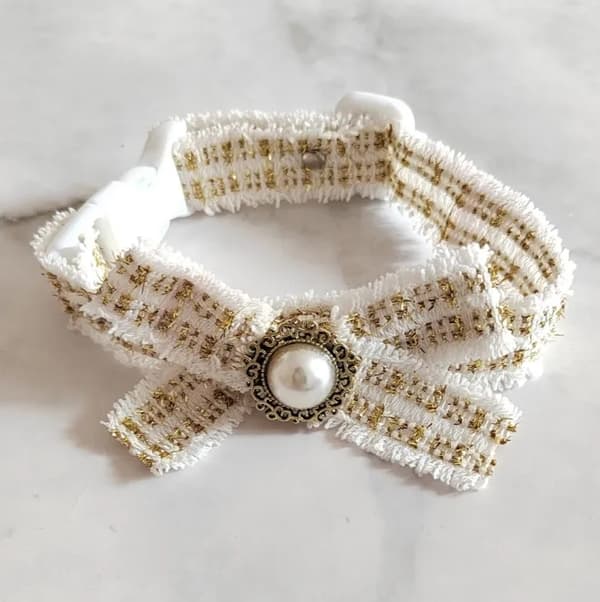 Halsband & koppel i spets och pärla lyxig sofistikerad stil