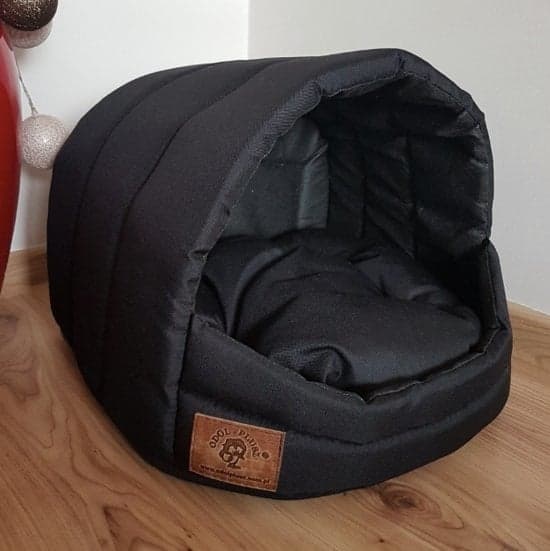 Stilfuld hundeseng til små hunde med memory foam og silikoneperlepude