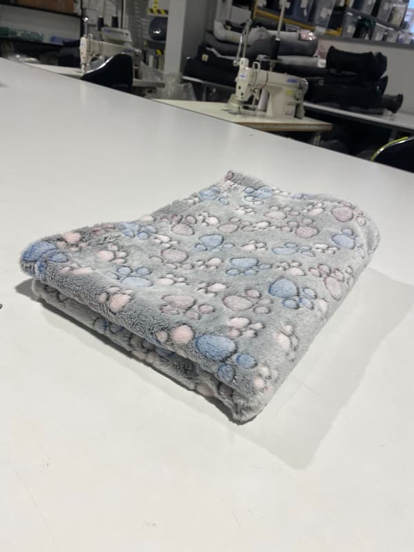 Fleece tæppe 70x50 cm poter mørke