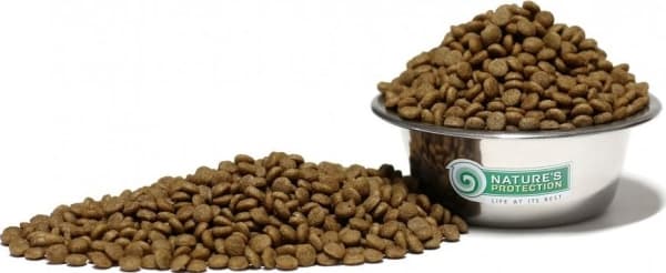 Nature's Protection Superior Care White Dogs Adult Small - Vitt hundfoder för små raser