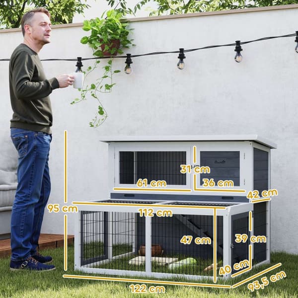 Rootz 2 Level Rabbit Stable - Hutch - Bunny House - Winter -Proof, Easy Clean - 122 cm x 95 cm x 93,5 cm
