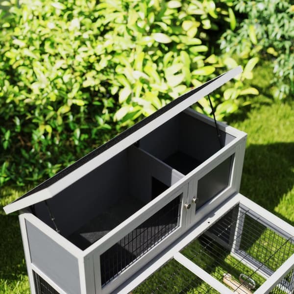 Rootz 2 Level Rabbit Stable - Hutch - Bunny House - Winter -Proof, Easy Clean - 122 cm x 95 cm x 93,5 cm