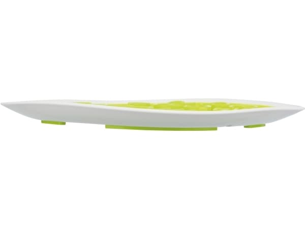 Trixie Lick'n'Snack plate, leaf, TPR/PP, 28 × 21 cm