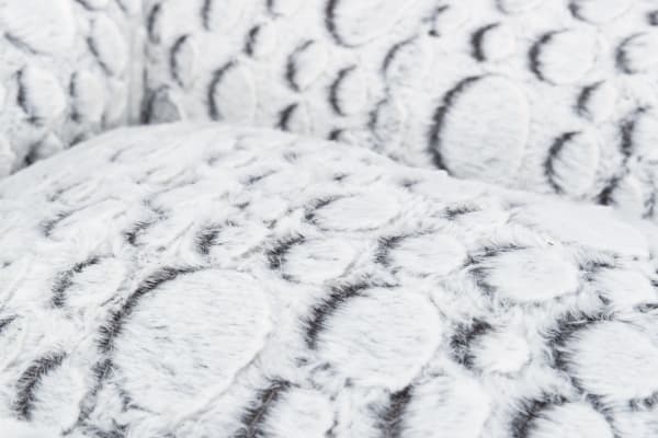 Trixie Mila bed, square, plush, 60 × 50 cm, white-grey