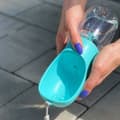 Miniatyrbild 6 av 6: Bärbar vattenflaska i plast för hundar med 350 ml fyllnadskapacitet - För långa promenader, vandringar och resor