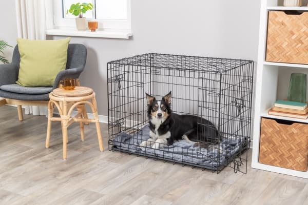 Trixie Home kennel, M–L: 93 × 69 × 62 cm, black