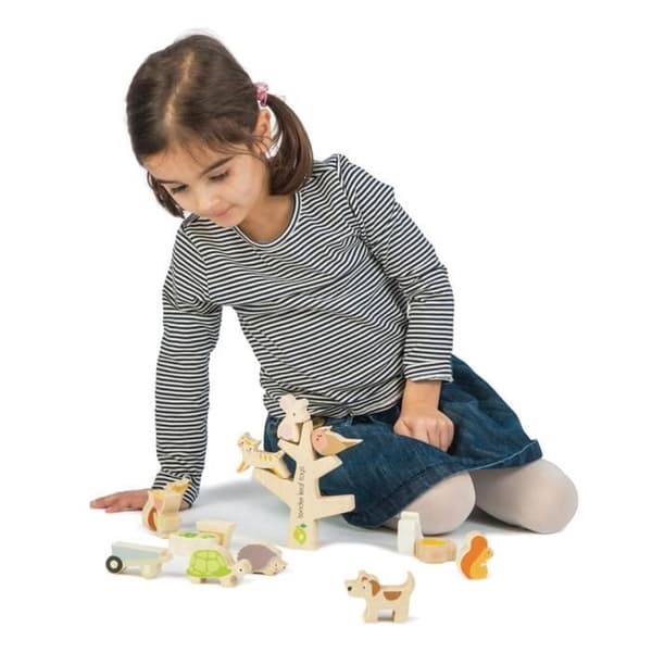 Tender Toys påleträd med djur trä junior 16 delar