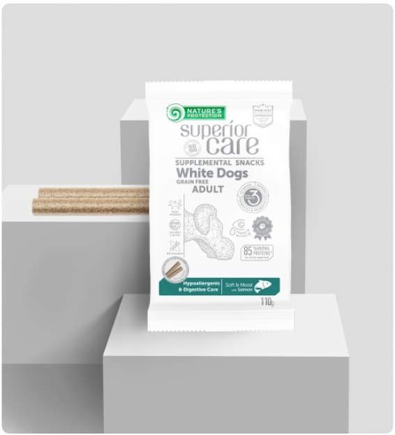 Nature's Protection snacks delikatesser för hundar LAX CABANOSIES 110g