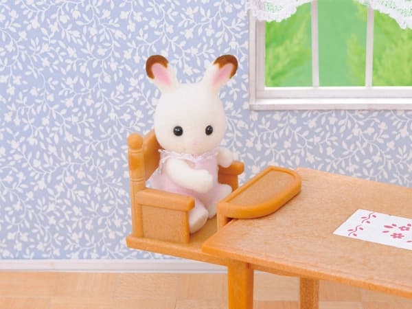 Sylvanian Families Family Table & Chairs