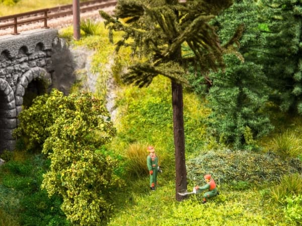 NOCH Felling Trees, N (1:160)