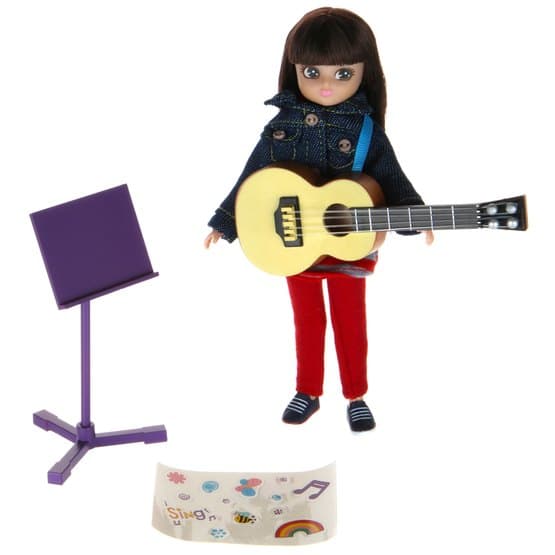 Lottie - Lottie, Music class
