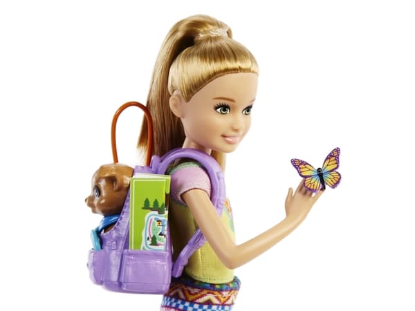 Barbie Mattel Campingdocka - Stacie och husdjur (HDF69/HDF70)