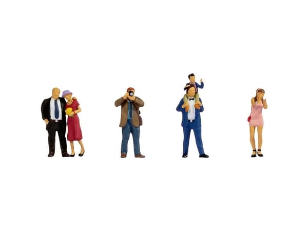 NOCH Wedding Guests, TT (1:120)