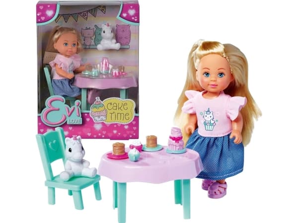 Love Evi doll Evi cake time