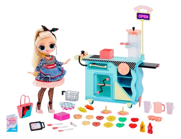 LOL. Yllätys! OMG I AM Diner Playset