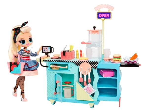 LOL. Yllätys! OMG I AM Diner Playset