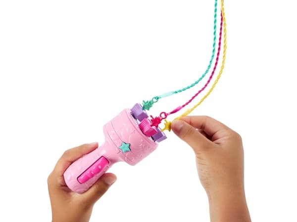 Barbie Twist N' Style Doll