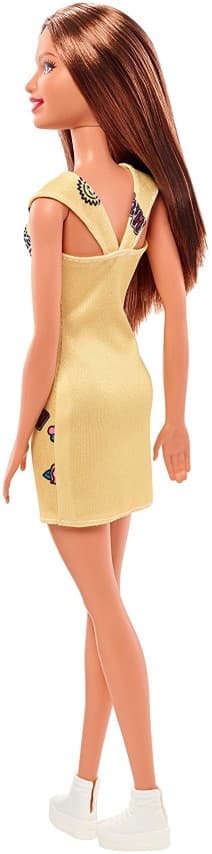 Barbie docka med gul klänning