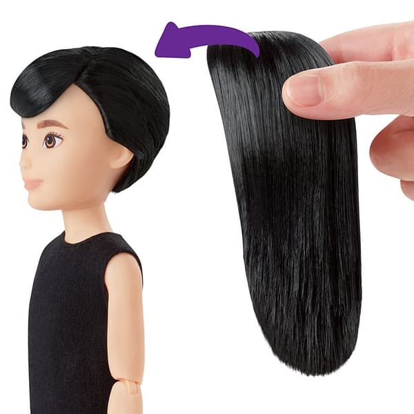 Creatable World Deluxe Dukke med svart rakt hår