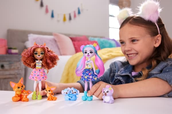 Mattel Enchantimals Family Koalas Doll + Figures (HNT61)