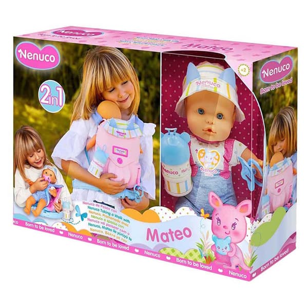 Famosa De Paseo Con Mateo Nenuco Rosa