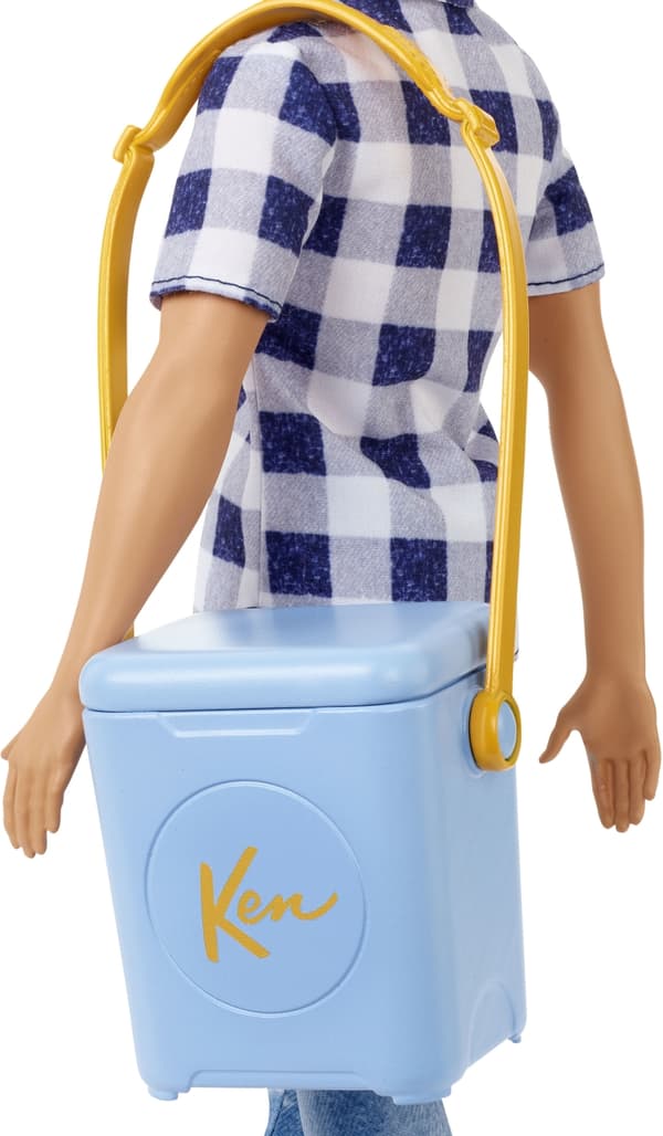 Barbie Camping Ken -muotinukke