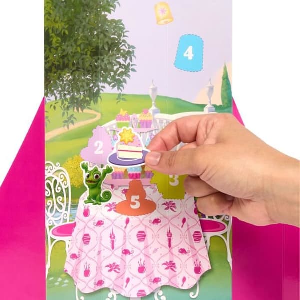 Spin & Reveal Rapunzel Mattel Disney Princess Doll med överraskningar HTV86