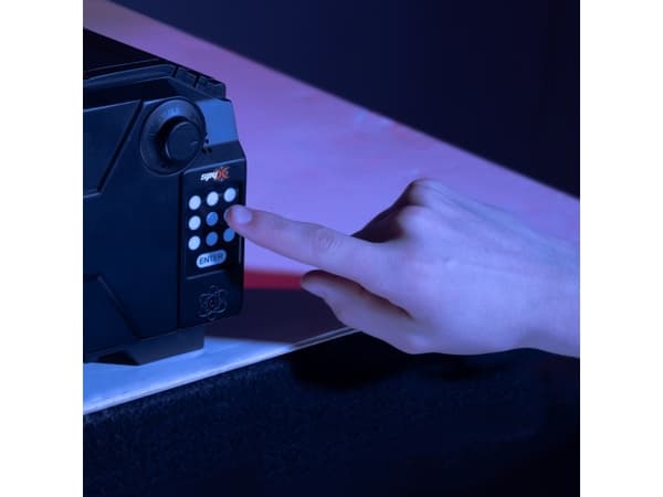 SpyX, Code Safe