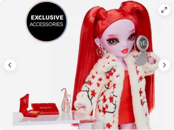 Shadow High Rosie Redwood Doll And Accessories