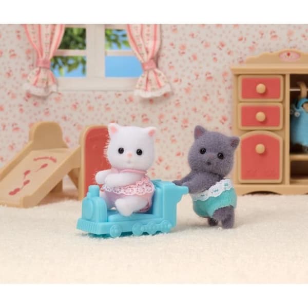 Sylvanian Families Figurer - Persiska katttvillingar med vagn - Ledad - Flerfärgad