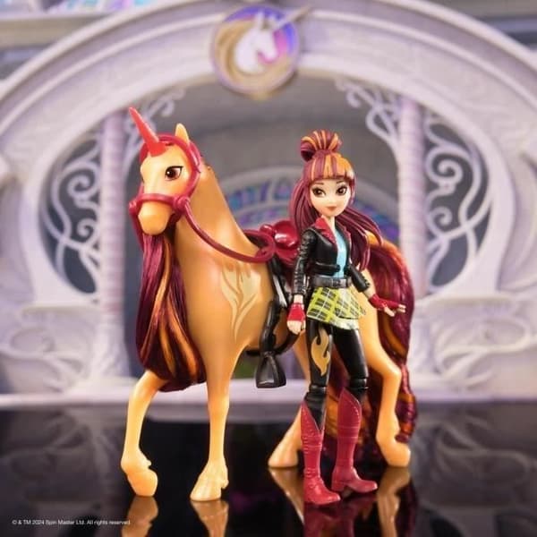 SPIN MASTER UNIHORN OCH CINDER OCH VALENTINA DOLL BOX Unicorn Academy