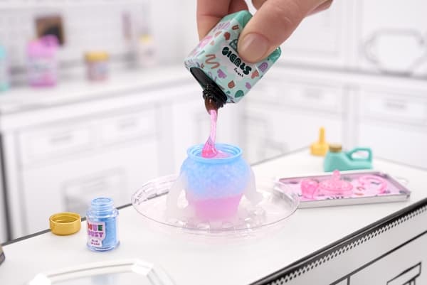 MGA''s Miniverse Make It Mini Lifestyle Series 2, 8 yr(s), Multicolour, Plastic, Resin