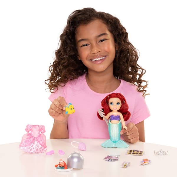 Disney 15 Cm Ariel Sea And Land With Different Classic And Little Mermaid Outfits Docka Flerfärgad
