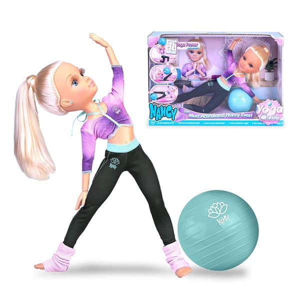 Nancy Yoga Class Dukke