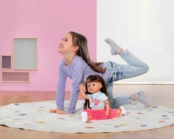 Baby born docka - 591415 - Sister Style - Lek brun 43cm