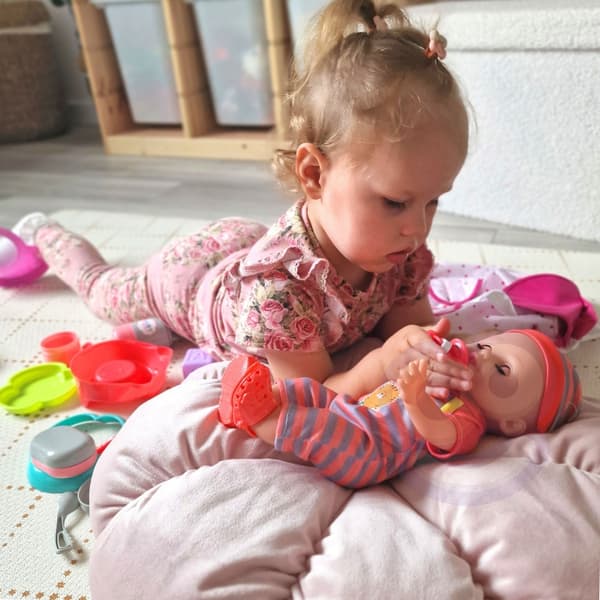 WOOPIE ROYAL Baby Docka Vårdgivareset med Tillbehör 19 st.