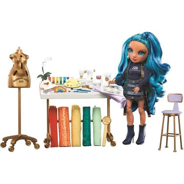 Rainbow High - Fashion Studio Couture Lekset - Poserbar Skyler Bradshaw Doll + tyger och sömnadstillbehör