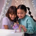 Miniatyrbild 6 av 6: SPIN MASTER SOPHIA OCH WILDSTAR MAGIC LIGHT Unicorn Academy