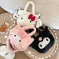 Miniatyrbild 2 av 4: Söta Plyschväskor med Tecknad Design – Axelremsväskor för Kvinnor - Hello Kitty
