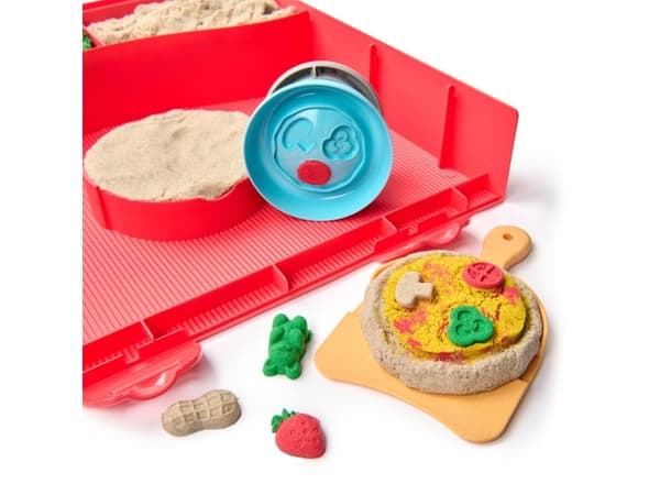 Kinetic Sand Squish Pizza
