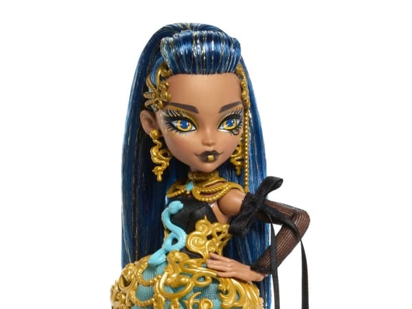 Monster High Scary Sweet Birthday Cleo Doll