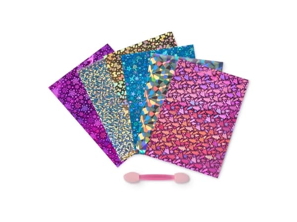 Cool Maker Holiday Foil Nails
