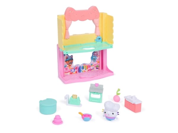 Gabby's Movie Portal Rooms - Kitchen