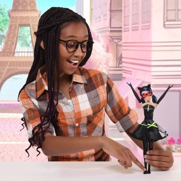 Ladybug Transformation Doll - BANDAI - Miraculous 26 cm - Outfitbyte