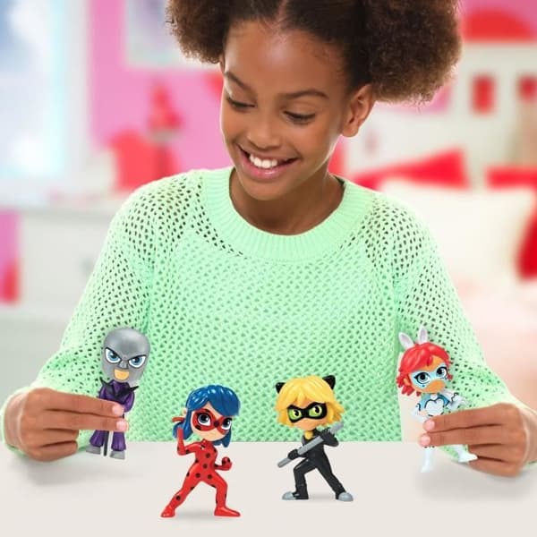 Poupéer Chibi Färgförändring Överraskning 10 cm - Miraculous Ladybug - BANDAI - Slumpar karaktär