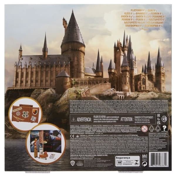 Harry Potter - Quai 9 3/4 Collector's Box, med Hedwig-docka och uggla, bagage och tillbehör - Statyettdocka - Från 6 år
