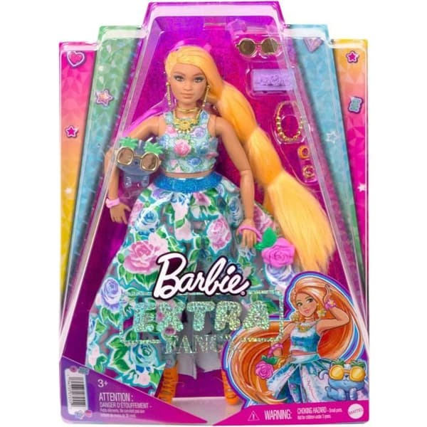 Stiliserad extra snygg barbiedocka + tillbehör och kattfigur