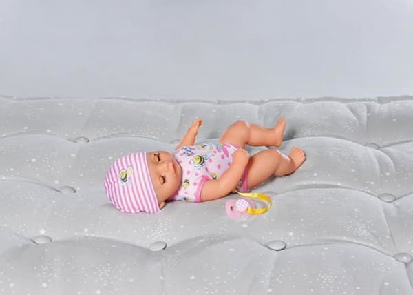 Babyfödd docka - 835333