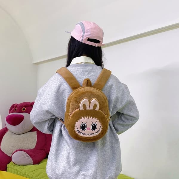 2024 Labubu Bakcreppu tytöille lapsille söpö sarjakuva pehmo nukkekassi Opiskelija Kawaii -reppu ulkoilumatkalaukku