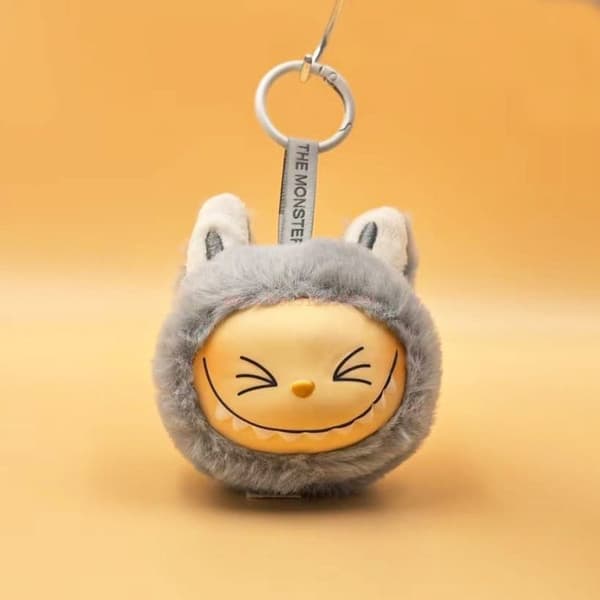 Ny Labubu Blind Box Vinyl Plysch Huvud Nyckelring Hänge Söt Monster Plysch Doll Bag Mode Hänge Födelsedagspresent Modell Barnleksak